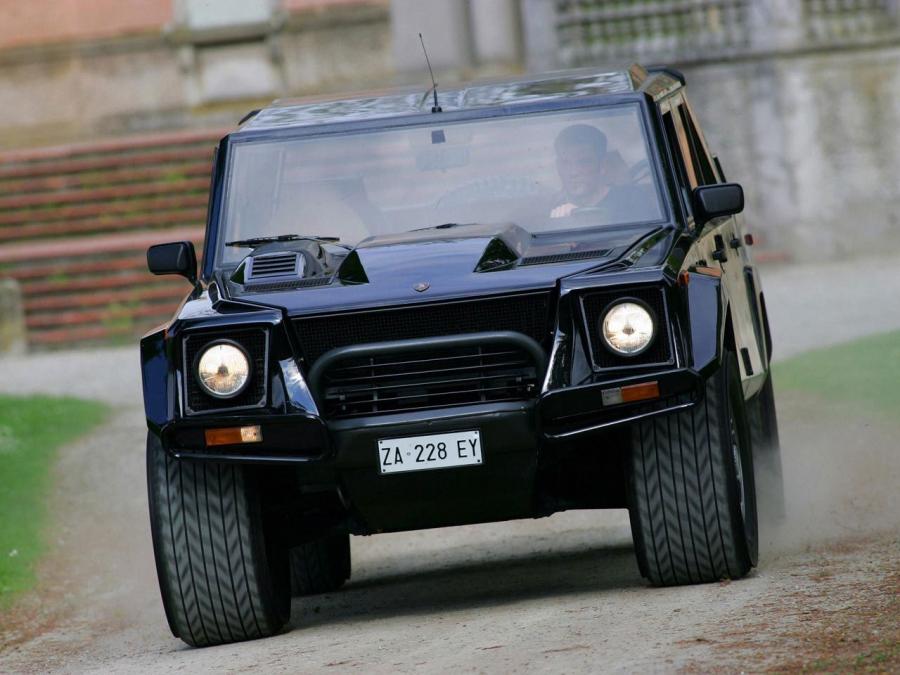  Lamborghini LM002 1986 года  (фото 19 из 35)